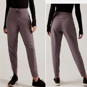 Athleta Headlands Hybrid Trek Mid Rise Joggers